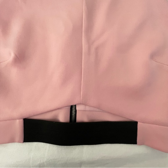 Timing Blush Crop Top - Picture 2 of 4